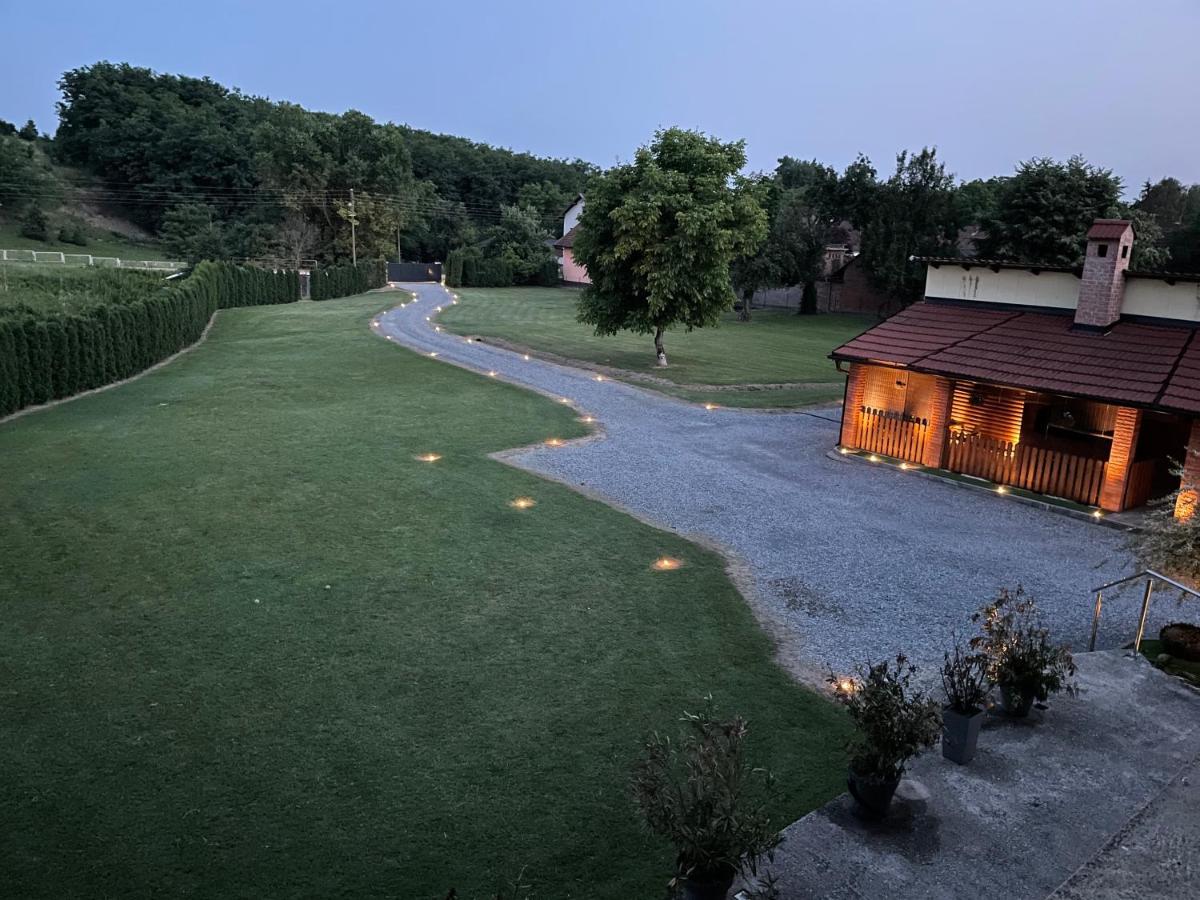 Modern House Surrounded By Nature Grabrov Potok Esterno foto