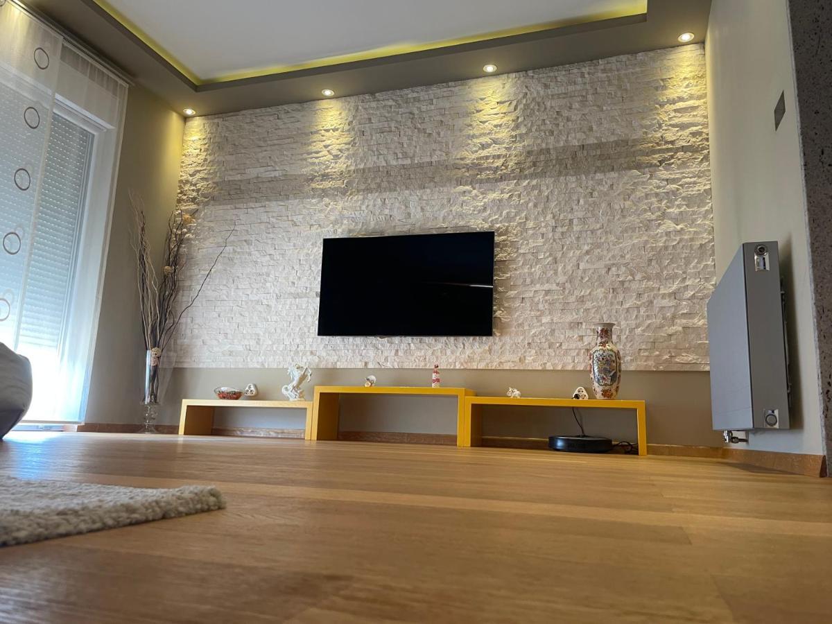 Modern House Surrounded By Nature Grabrov Potok Esterno foto