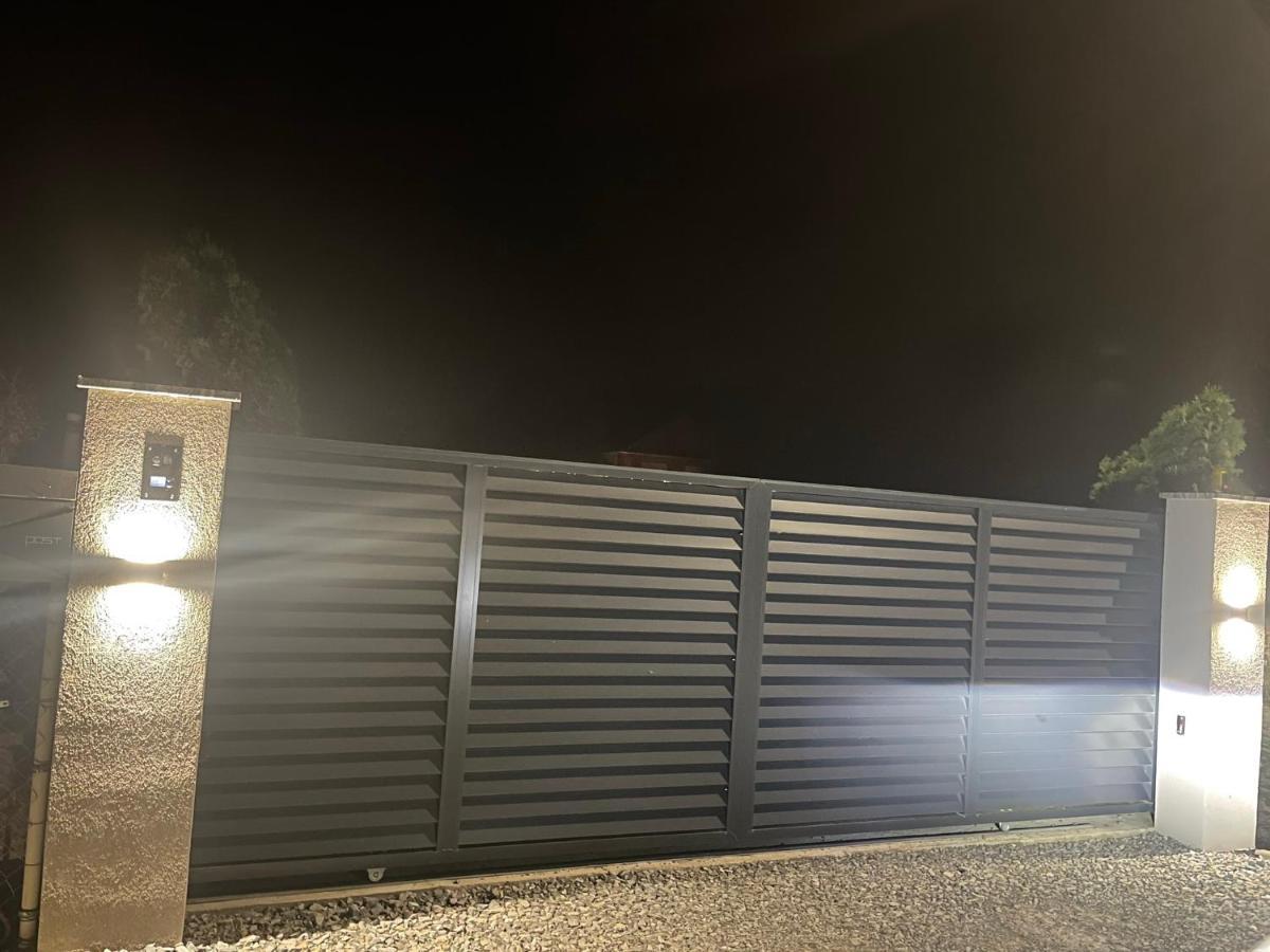 Modern House Surrounded By Nature Grabrov Potok Esterno foto